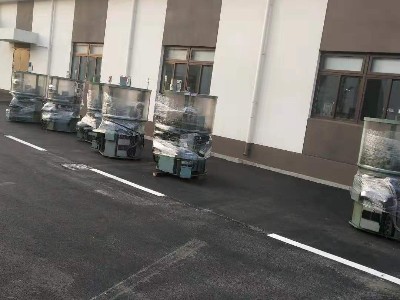 一天搬運144臺兩噸小設(shè)備